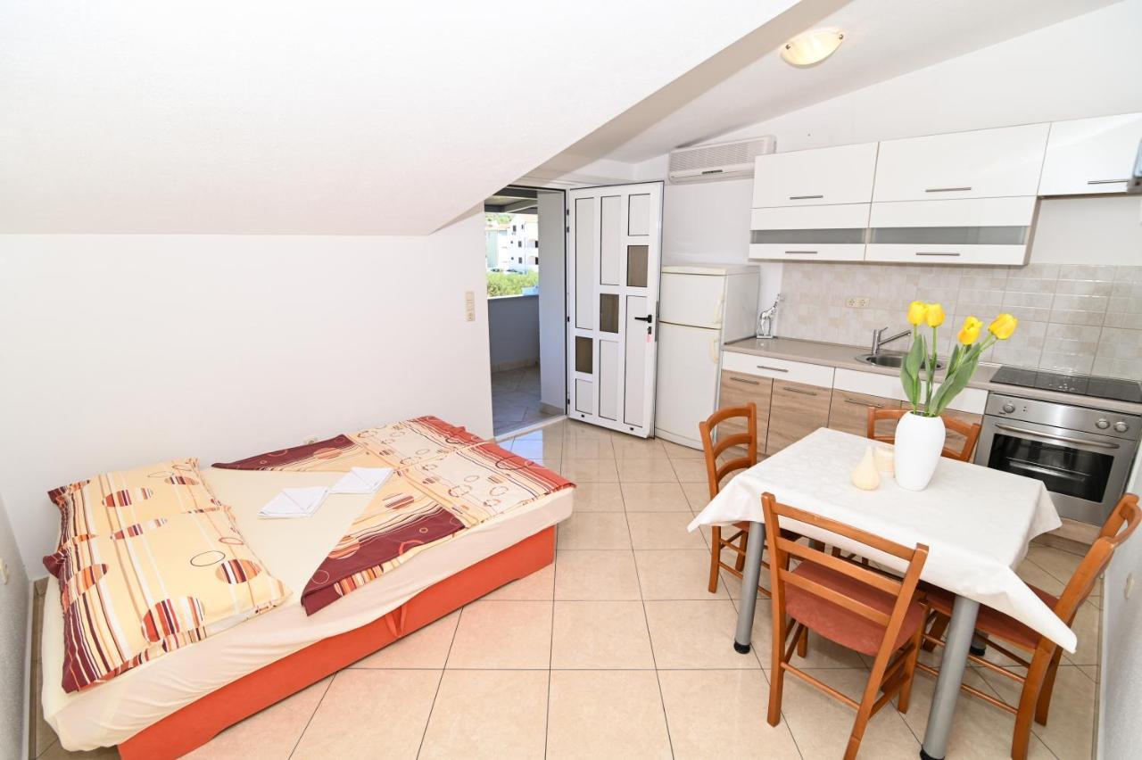 Apartmani Adria Трогир Экстерьер фото