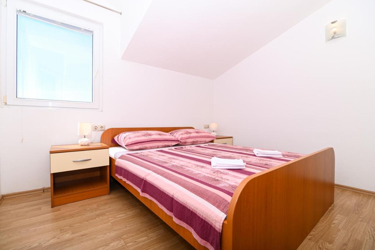 Apartmani Adria Трогир Экстерьер фото