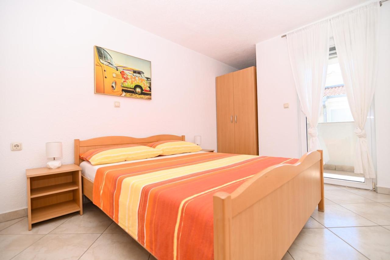 Apartmani Adria Трогир Экстерьер фото
